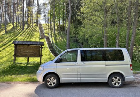 Sightseeing tour by minibus